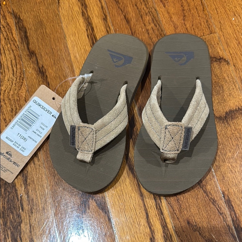 NWT Quiksilver Kids Tan Flip Flops